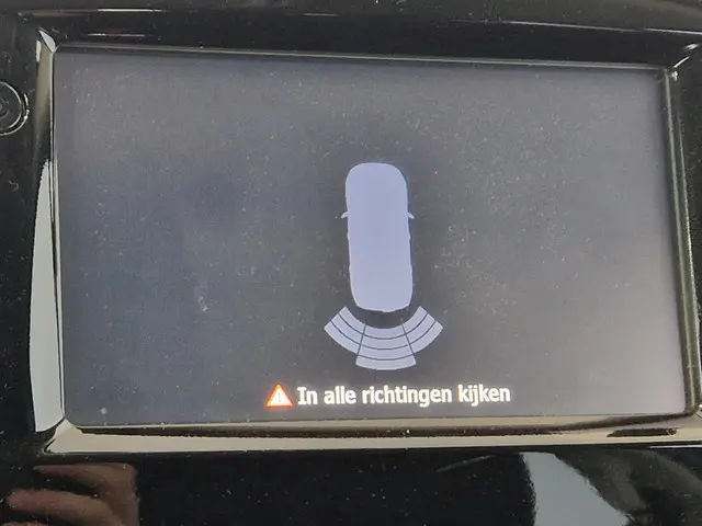 Renault Clio Estate 0.9 TCe Limited 2018 Benzine 12