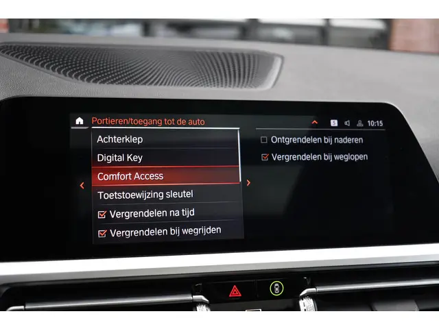 BMW 3 Serie Touring 330e M-Sport 2020 Hybride Benzine 48