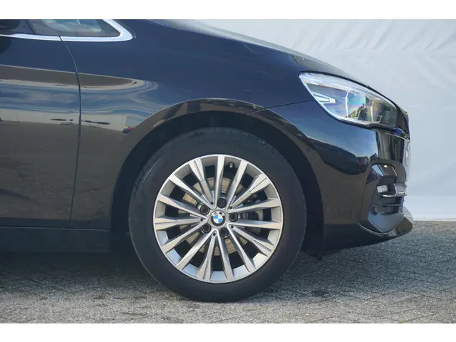 BMW 2 Serie Gran Tourer 216i 2022 Benzine 6