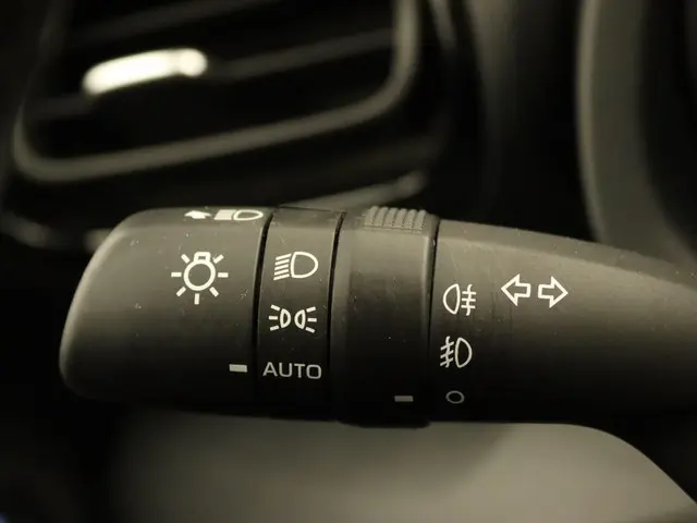 Toyota Yaris 1.5 Hybrid Executive 2020 Hybride Benzine 22