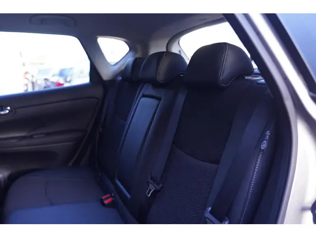 Nissan Pulsar 1.2 DIG-T N-Connecta 2018 Benzine 32
