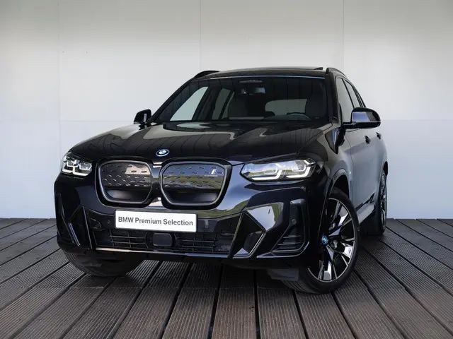 BMW iX3 High Executive 80 kWh 2022 Elektrisch 45