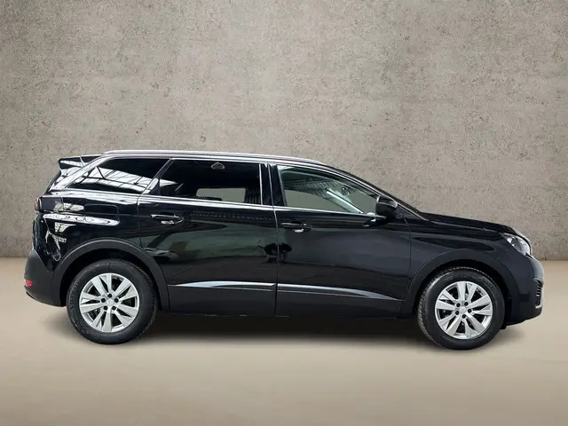 Peugeot 5008 1.2 PureTech Sport 7 Persoons 2020 Benzine 4