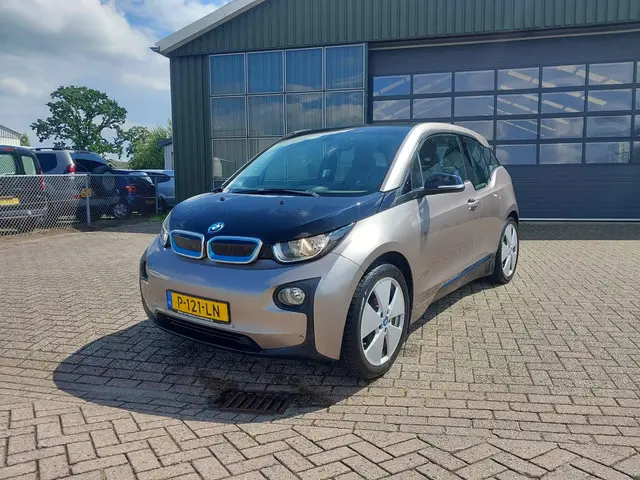 BMW i3 Basis Comfort Advance 22 kWh 2015 Elektrisch