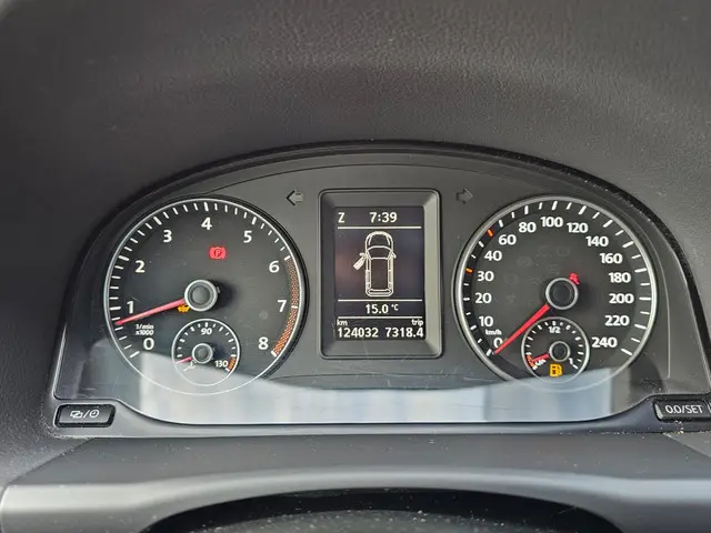 Volkswagen Touran 1.4 TSI Comfortline 2013 Benzine 11