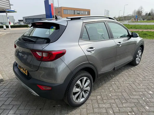 Kia Stonic 1.0 T-GDi MHEV DynamicLine 2025 Benzine 3