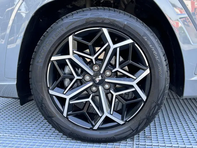 Hyundai Tucson 1.6 N-line 2022 Benzine 30