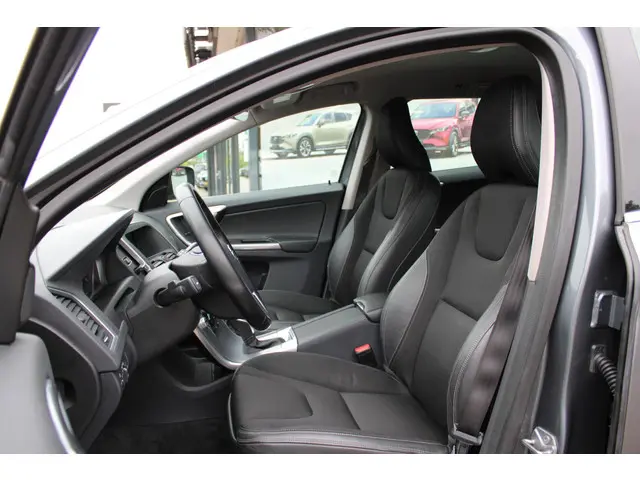 Volvo XC60 2.0 T5 FWD Nordic+ 2016 Benzine 8