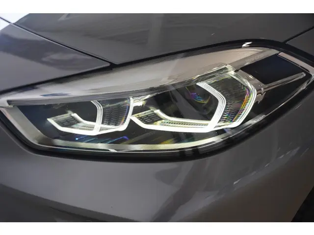 BMW 1 Serie 5-deurs 120i 2022 Benzine 24