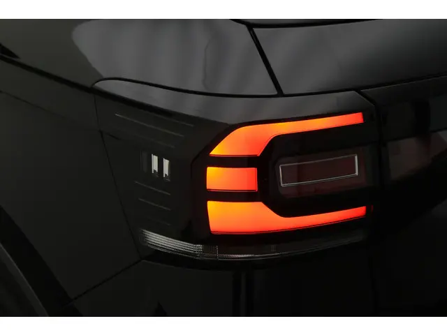 Volkswagen T-Cross 1.0 TSI Life 2019 Benzine 25