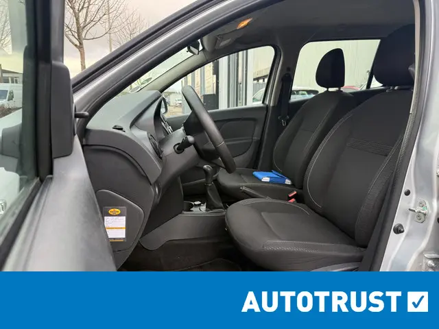 Dacia Logan MCV 0.9 TCe Ambiance 2017 Benzine 11