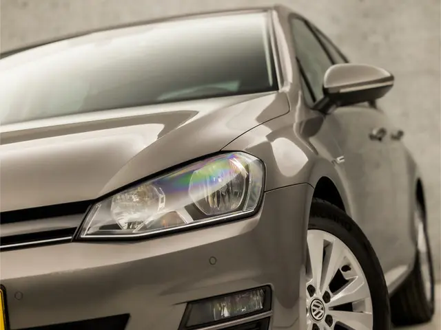 Volkswagen Golf 1.0 TSI Sportline 2015 Benzine 33