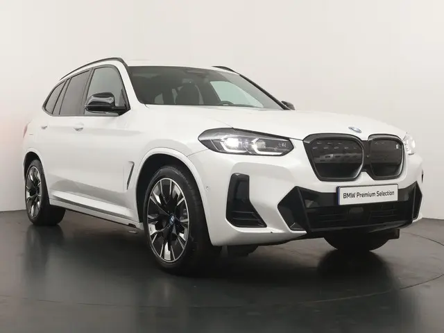 BMW iX3 High Executive 80 kWh 2022 Elektrisch 6
