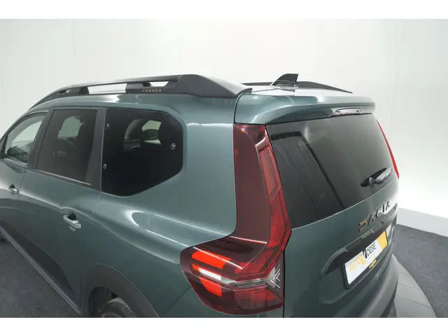 Dacia Jogger TCe 110 Extreme 2025 Benzine 21