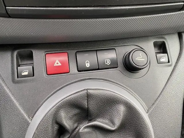 Citroën Berlingo 1.6 BlueHDI 75 Club 2018 Diesel 14