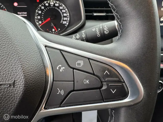 Renault Clio 1.0 TCe Zen 5 deurs navigatie 2019 Benzine 15