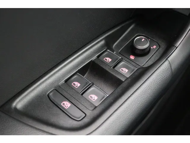 Audi A1 Sportback 25 TFSI Pro Line 2019 Benzine 27