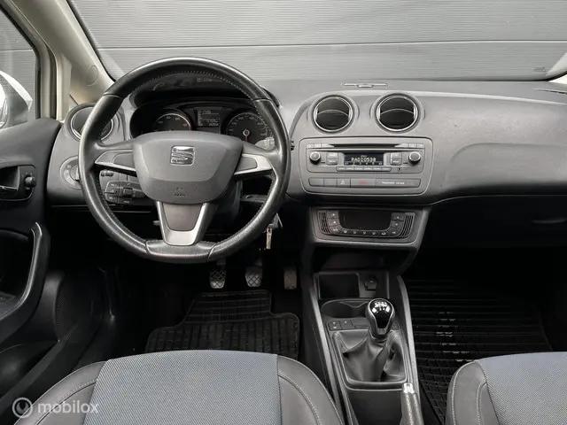 SEAT Ibiza ST 1.2I STATION CLIMA 2015 Benzine 10
