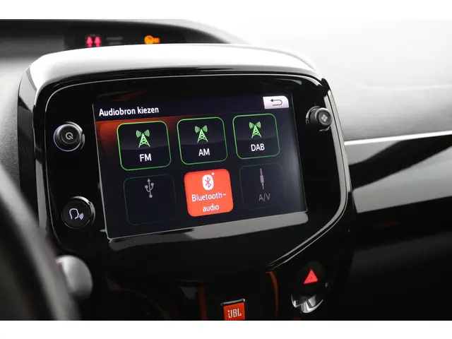 Toyota Aygo 1.0 VVT-i x-JBL 2021 Benzine 8
