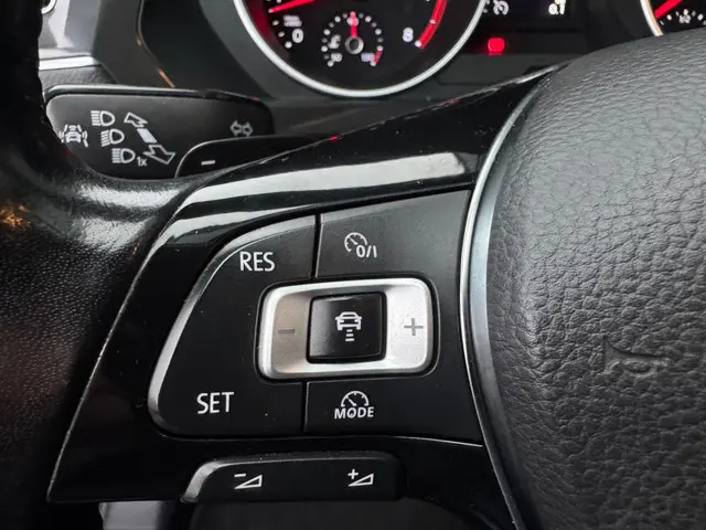 Volkswagen Tiguan 2.0 TSI 4Motion Highline 2016 Benzine 28