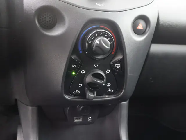 Toyota Aygo 1.0 VVT-i x-fun 2021 Benzine 16
