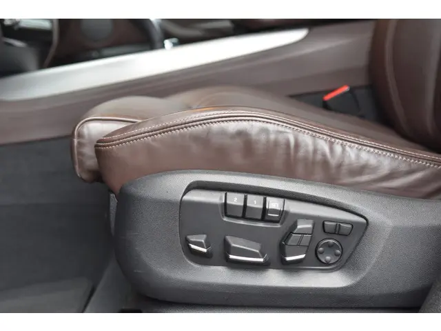 BMW X5 xDrive40d High Executive 2016 Diesel 13