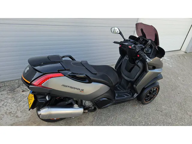 Peugeot Metropolis Scooter RS 400i 2015 Benzine 5