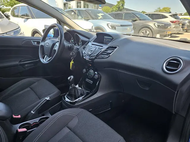 Ford Fiesta 1.0 EcoBoost Titanium 2016 Benzine 8