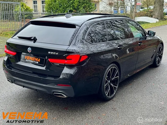 BMW 5 Serie Touring 530d M Sport Edition 2023 Diesel 6