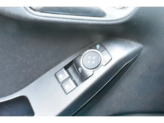 Ford Fiesta 1.1 Trend 2019 Benzine 25