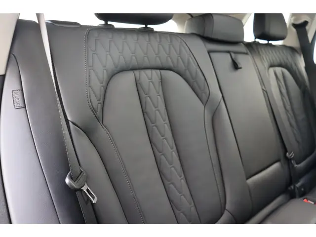 BMW X5 xDrive50e 2023 Hybride Benzine 15