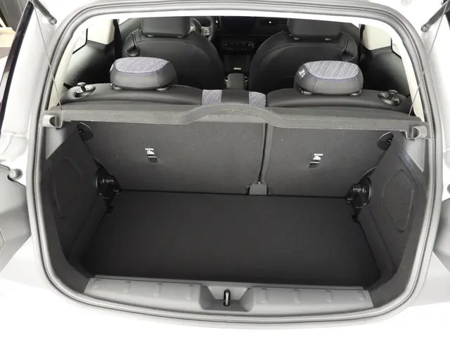 MINI 3-Deurs Cooper C 2024 Benzine 9