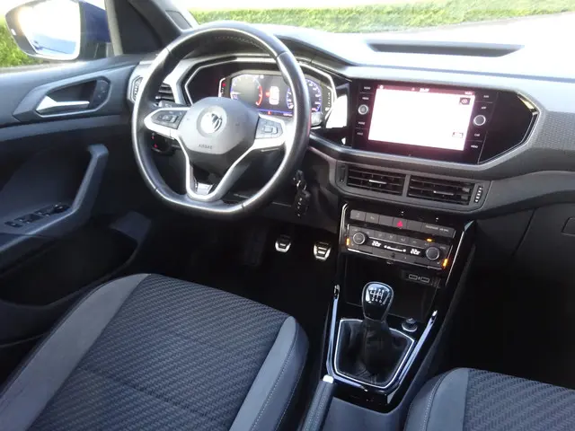 Volkswagen T-Cross 1.0 TSI R-Line 2020 Benzine 21