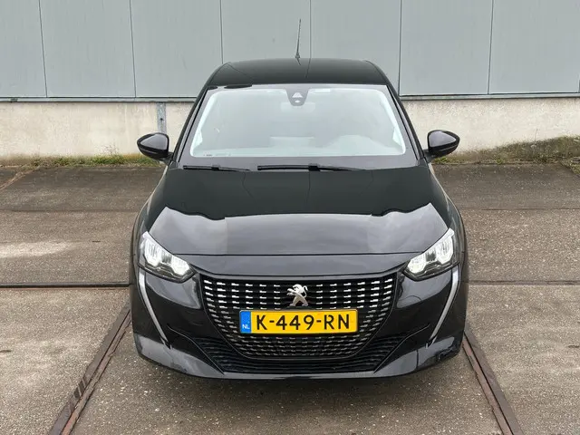 Peugeot 208 1.2 PureTech Blue Lease Active 2021 Benzine 6