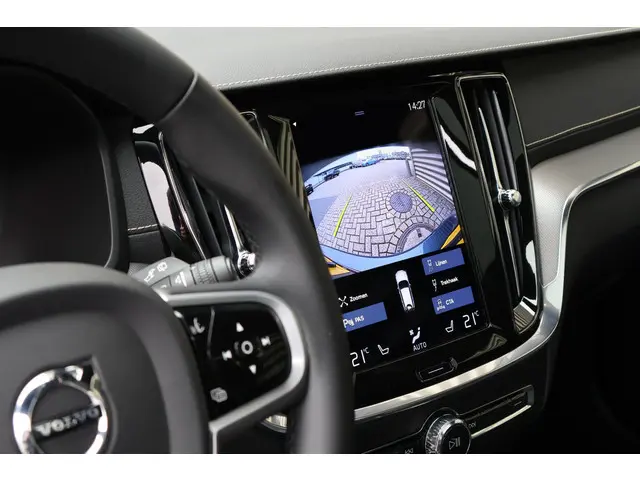 Volvo V60 T6 Recharge AWD R-Design 2022 Hybride Benzine 46