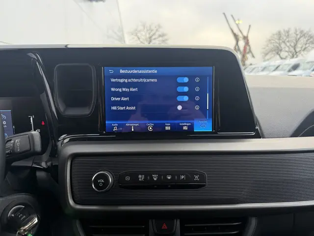 Ford Transit Courier 1.0 EcoBoost 100PK 2023 Benzine 20