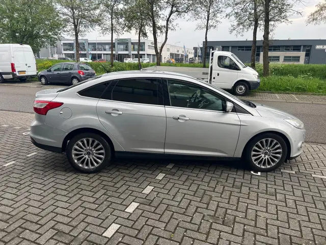 Ford Focus 1.0 EcoBoost Titanium 2013 Benzine 18