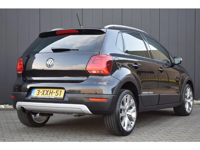 Volkswagen Polo 1.2 TSi Cross 2014 Benzine 4