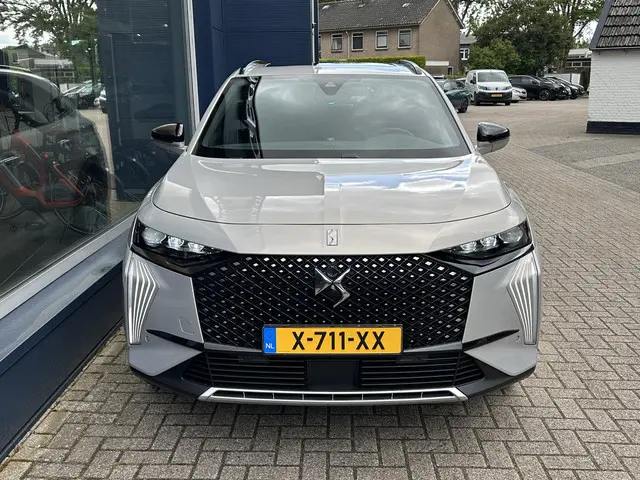 DS DS 7 E-Tense 225 Opéra 2023 Hybride Benzine 5