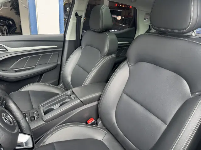 MG ZS EV MG Luxury 45 kWh 2021 Elektrisch 11