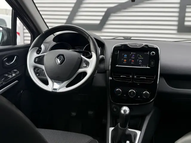 Renault Clio 0.9 TCe Expression 2013 Benzine 27