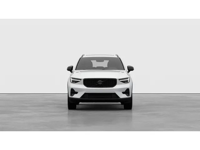 Volvo XC40 B4 Plus Black Edition 2025 Benzine 5