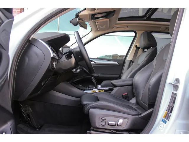 BMW X3 xDrive30e Executive 2020 Hybride Benzine 13