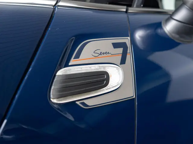 MINI 5-Deurs Cooper Aut. 2017 Benzine 18