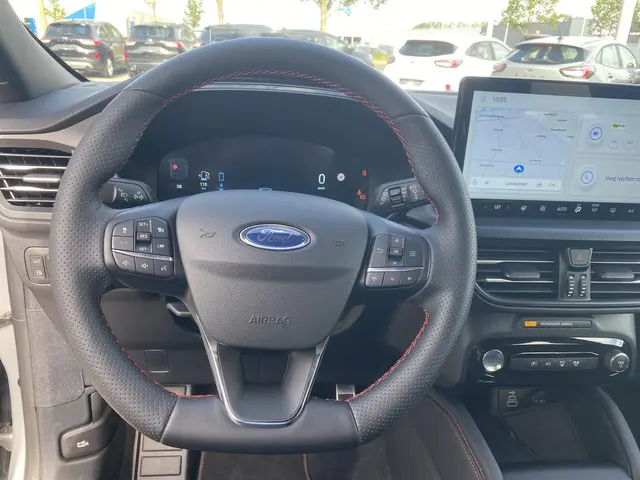 Ford Kuga 2.5 PHEV ST-Line X 2024 Hybride Benzine 31