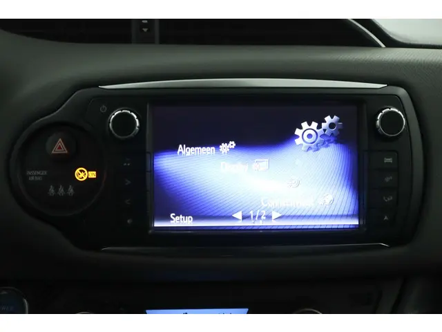 Toyota Yaris 1.5 Hybrid Lease 2015 Hybride Benzine 53