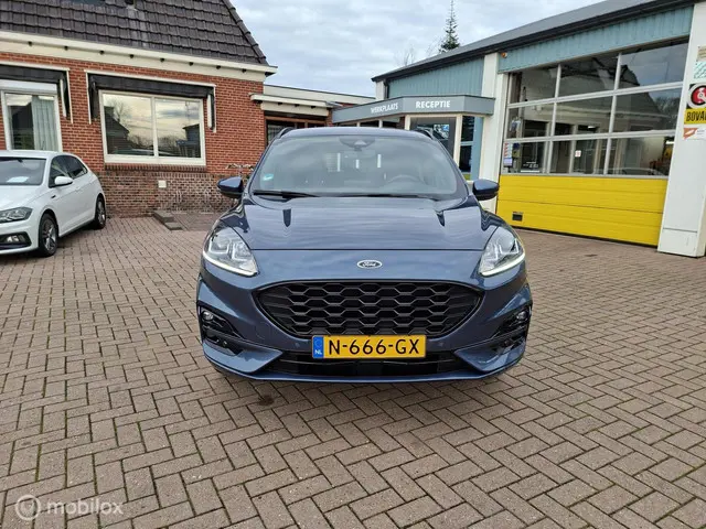 Ford Kuga 2.5 PHEV Titanium 2021 Hybride Benzine 8