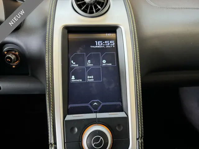 McLaren MP4-12C 3.8| Noselift | Meridian | 2013 Benzine 34