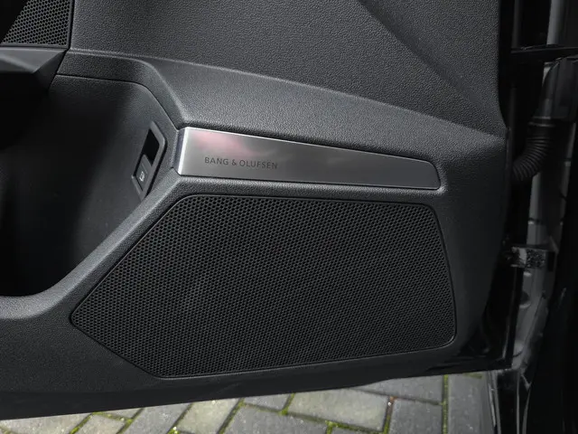 Audi A3 Sportback 45 TFSI e S Line 2022 Hybride Benzine 8