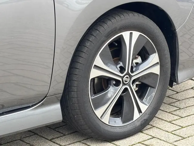 Nissan Leaf N-Connecta 40 kWh 2021 Elektrisch 29